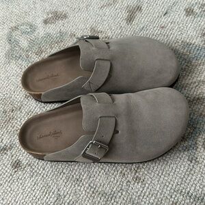 Women’s betsy clog mule flats